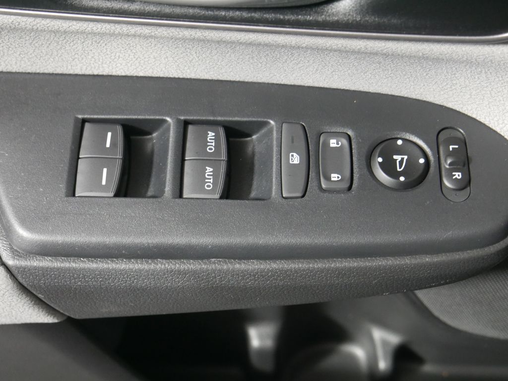 2018 Honda CR-V EX 29