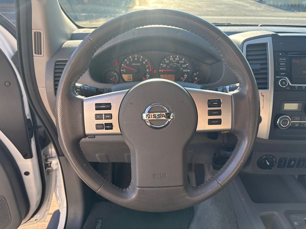 2016 Nissan Frontier SV