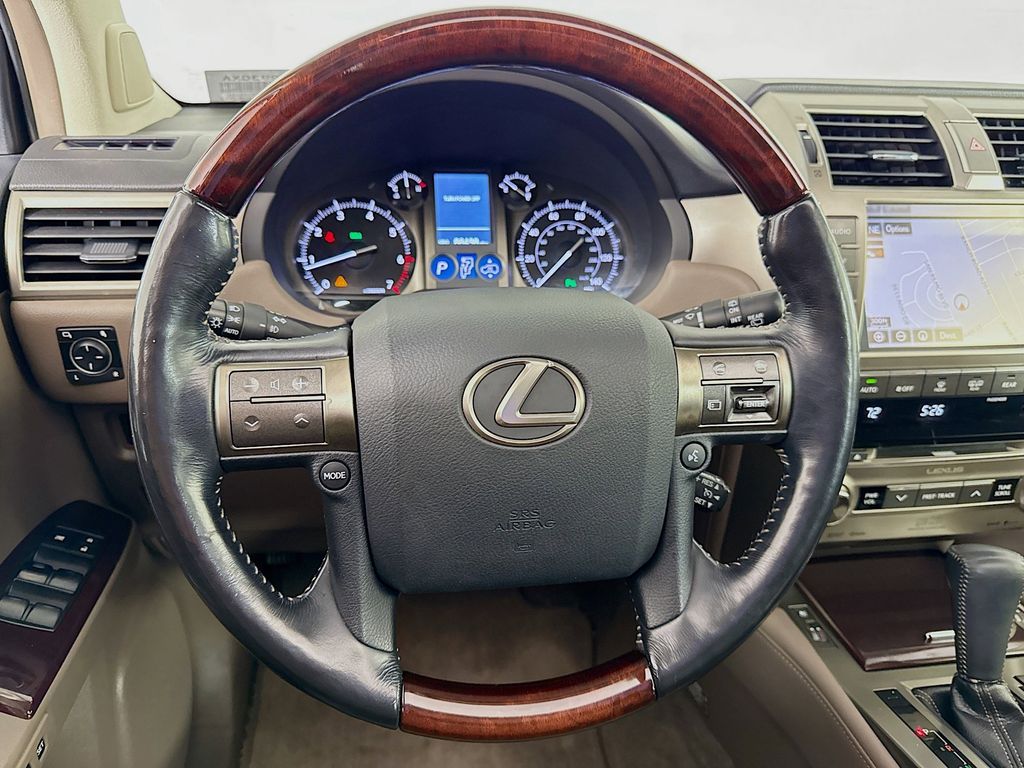Thumbnail: 2016 Lexus GX - 11
