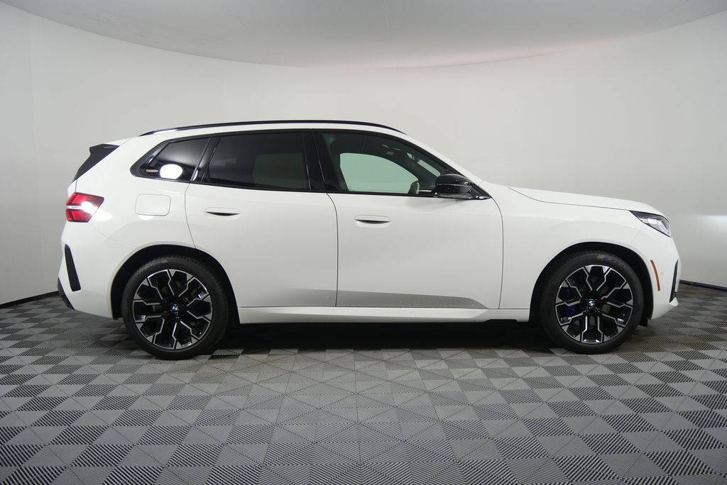 Thumbnail: 2025 BMW X3 - 2