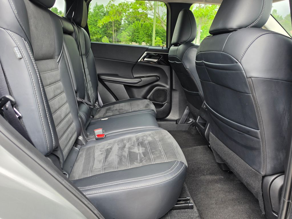 Used 2024 Mitsubishi Outlander SUV
