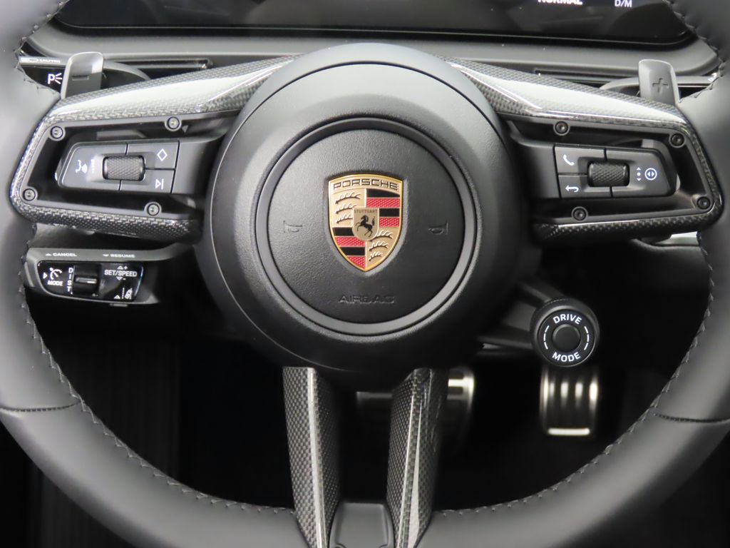 Thumbnail: 2025 Porsche  - 18