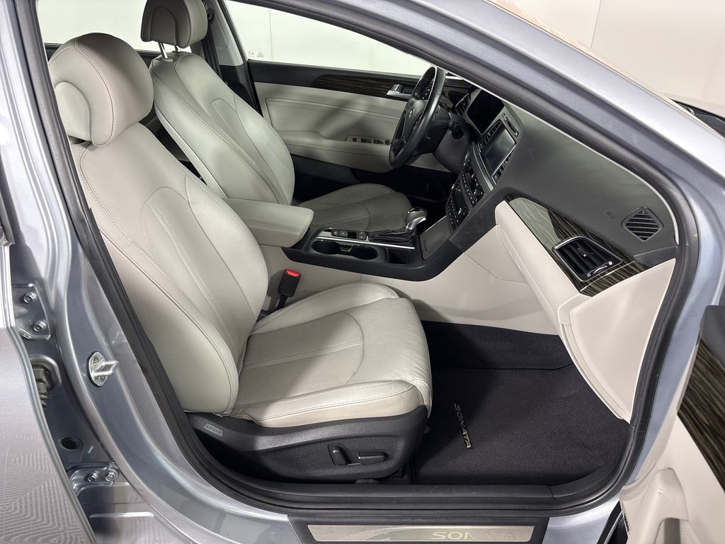 Used 2017 Gray Hyundai Limited image 6