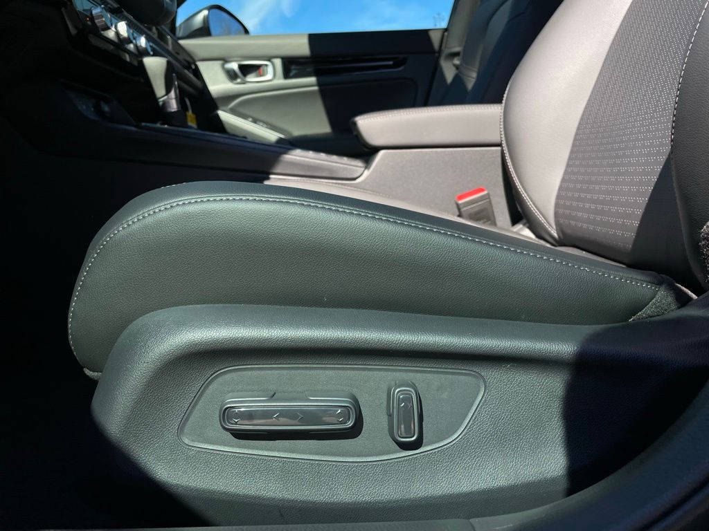 Thumbnail: 2026 Honda Civic - 25