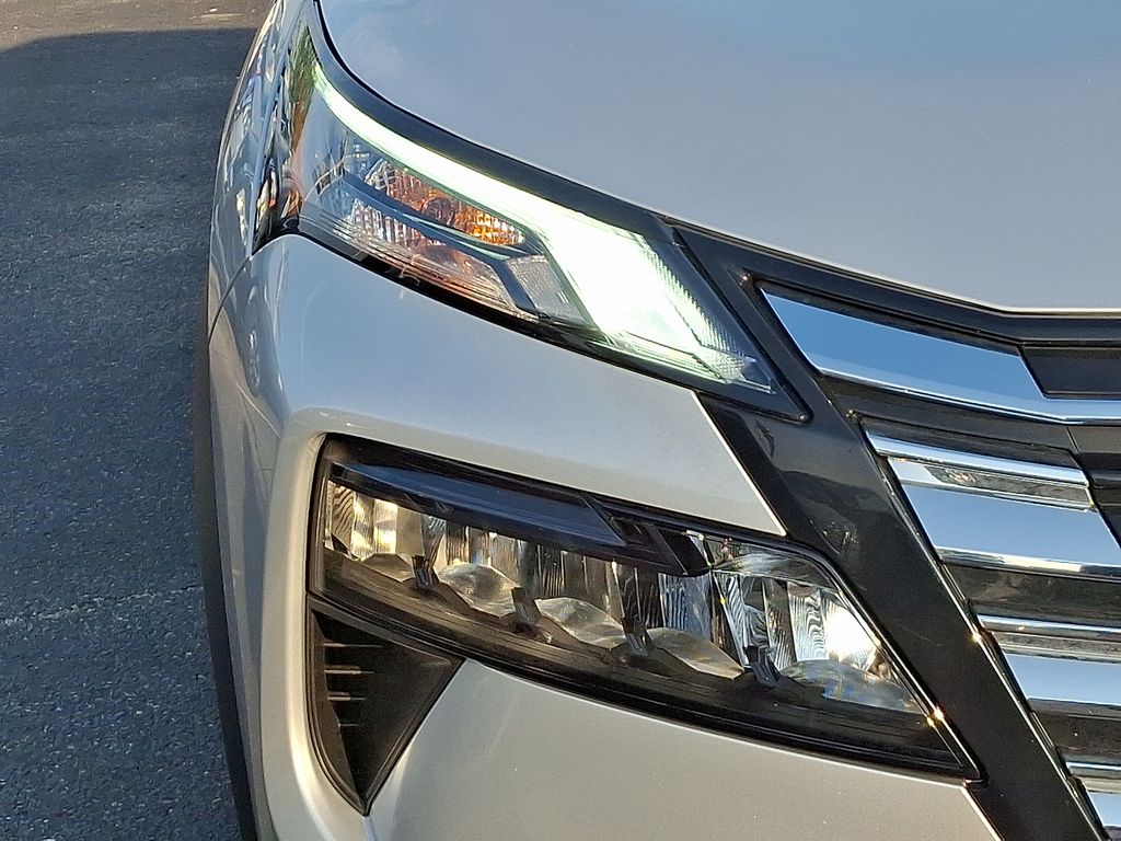 Thumbnail: 2024 Nissan Rogue - 9
