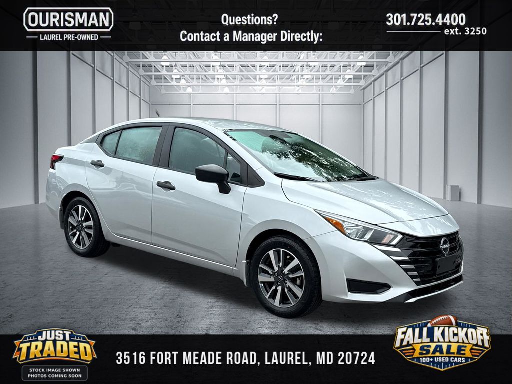 Brilliant Silver Metallic 2024 Nissan Versa Sedan Front-Wheel Drive Continuously Variable Transmission