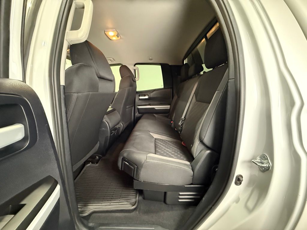 2015 Toyota Tundra SR5