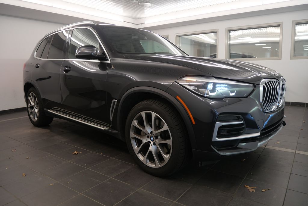 2023 BMW X5 xDrive40i 8