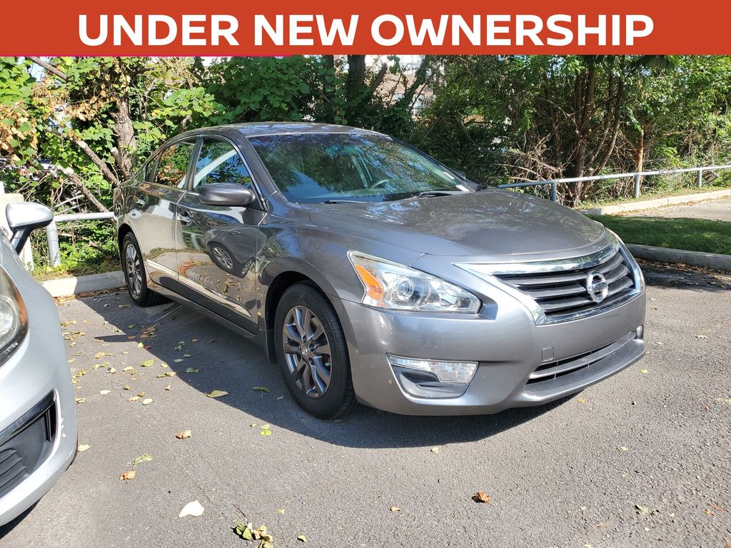 Gray (Gun Metallic) 2015 Nissan Altima Sedan Front-Wheel Drive Continuously Variable Transmission