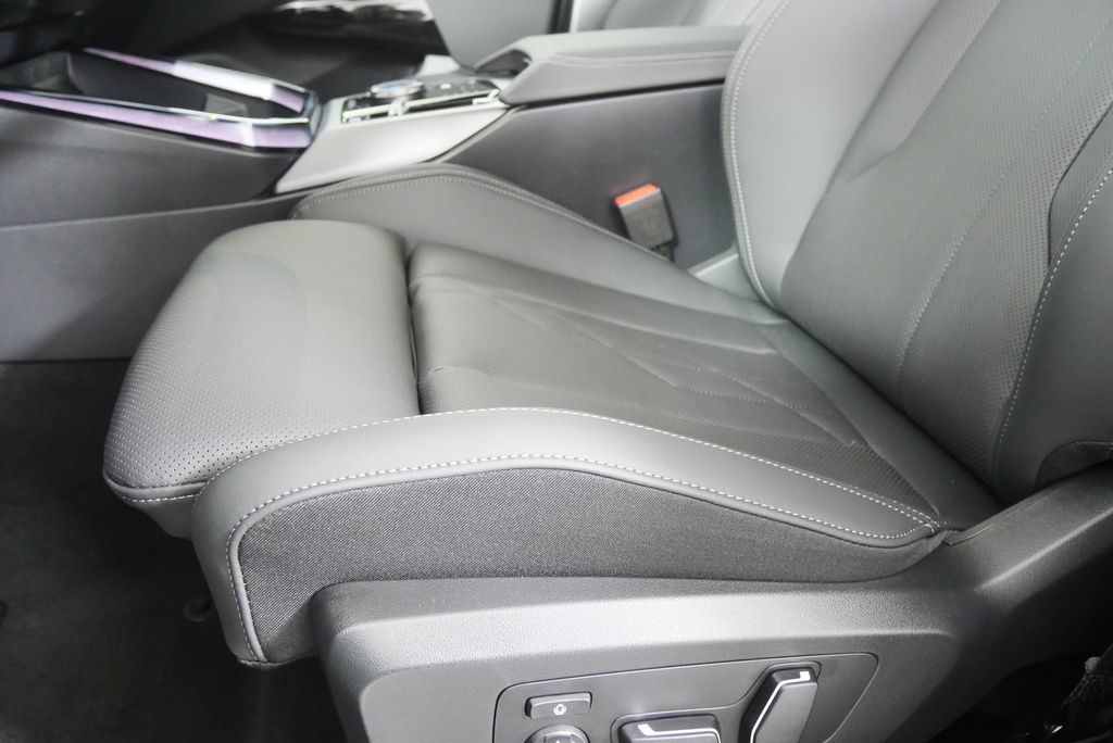 Thumbnail: 2026 BMW X3 - 10