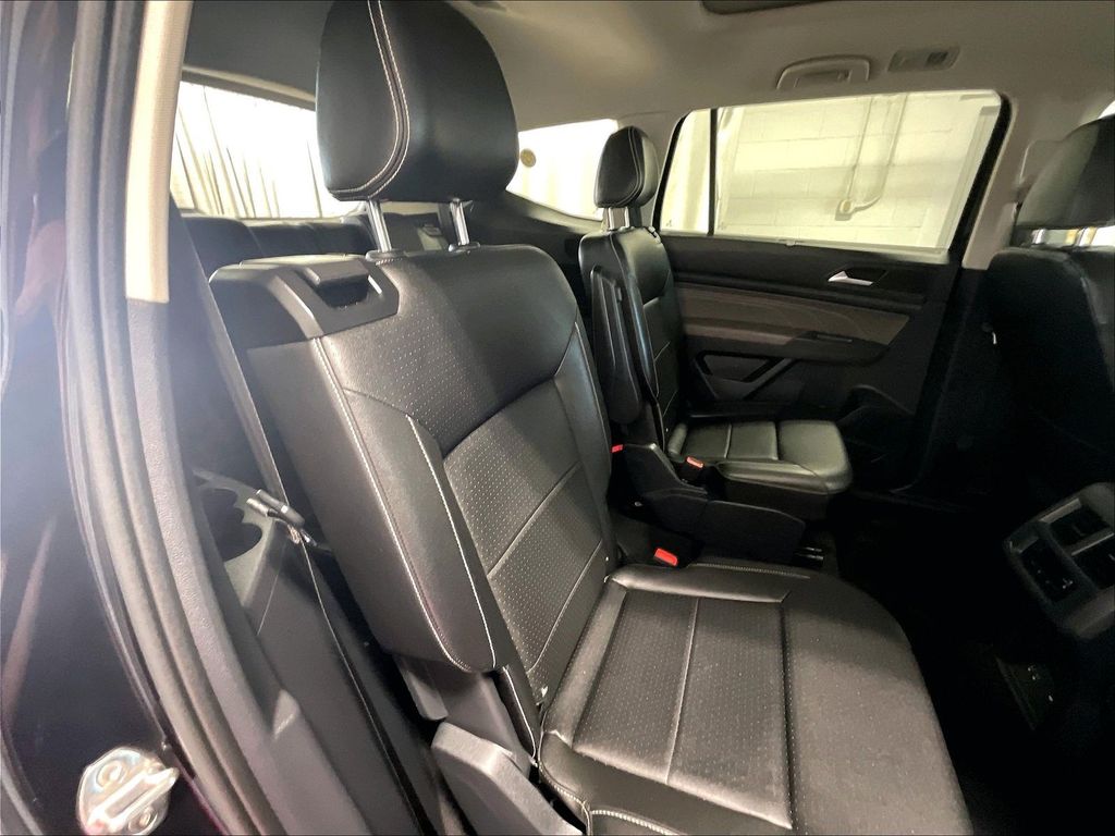 2023 Volkswagen Atlas — photo 16