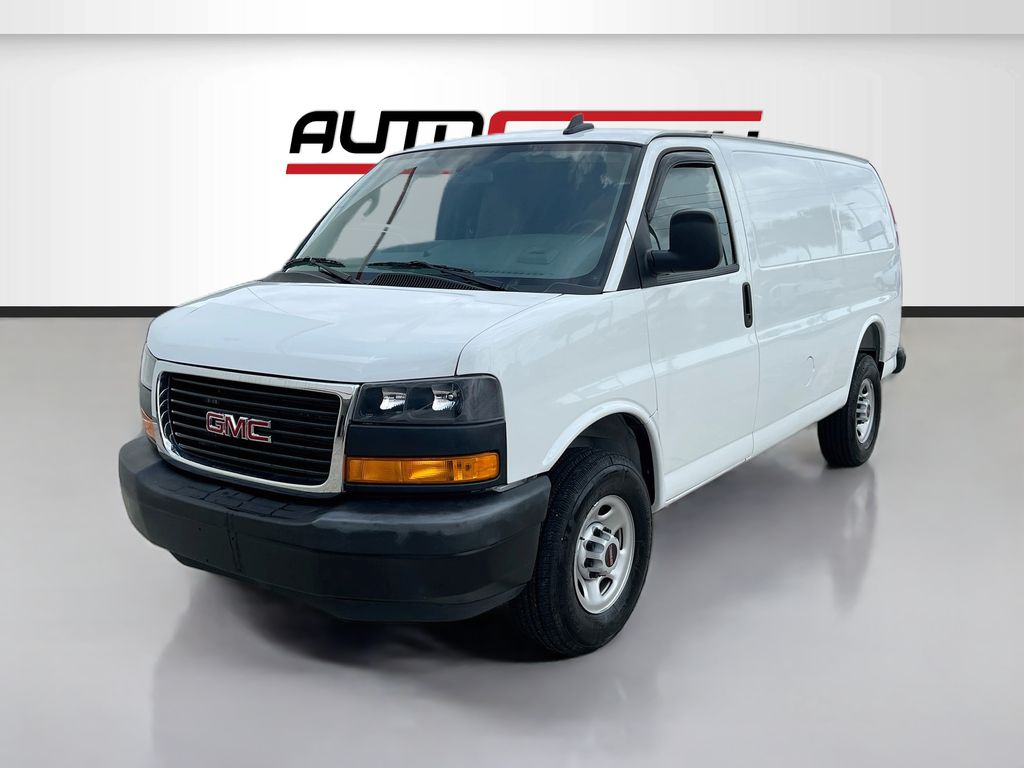 Used 2025 White GMC Work Van image 3
