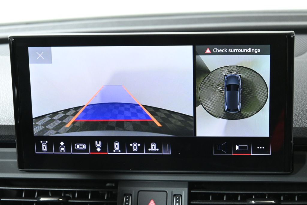 2024 Audi SQ5 Premium Plus 23