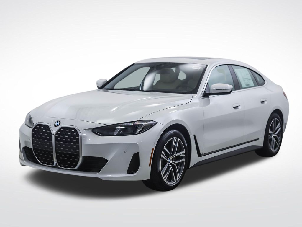 Thumbnail: 2026 BMW 4 Series - 1