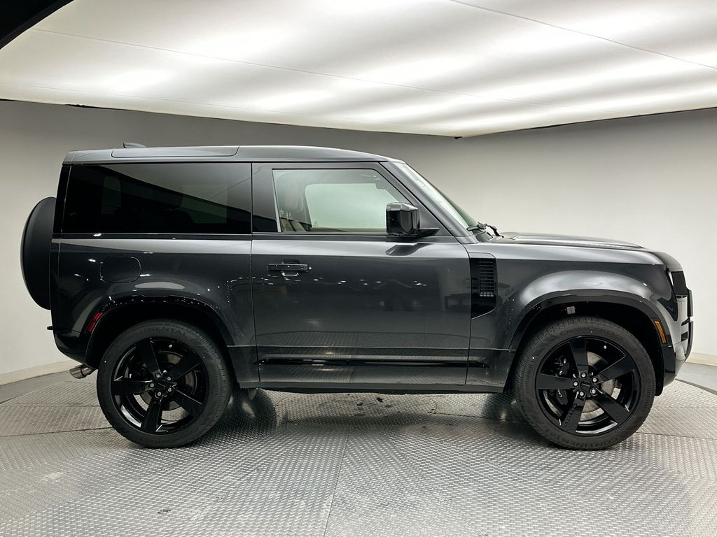 Thumbnail: 2026 Land Rover Defender - 4