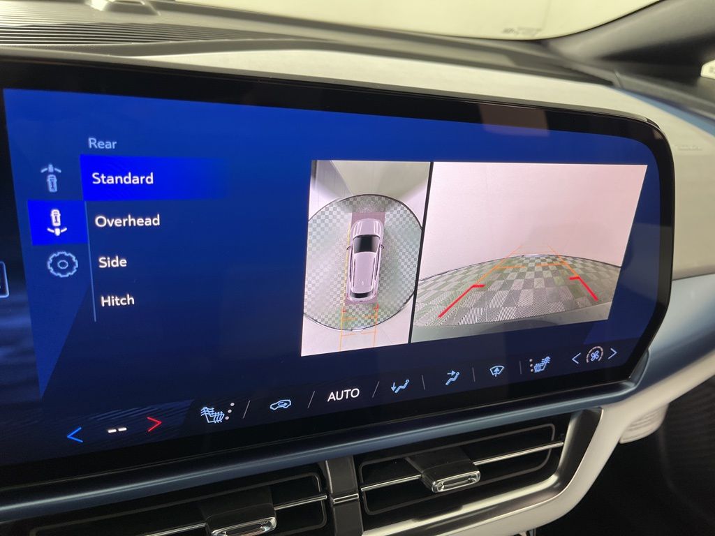 2025 Chevrolet Equinox LT 29