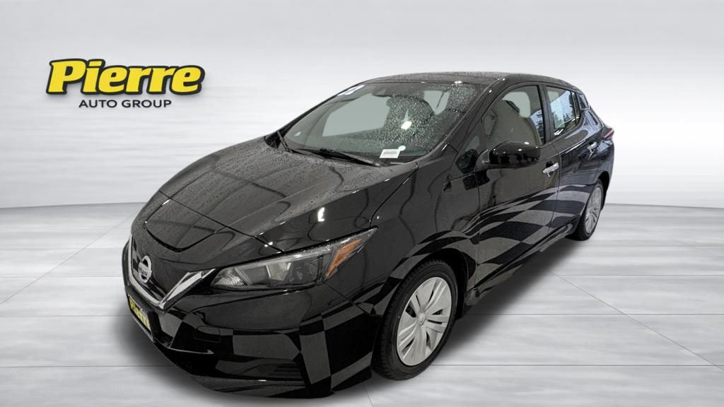 Super Black 2022 Nissan LEAF S FWD Hatchback Front-Wheel Drive Automatic