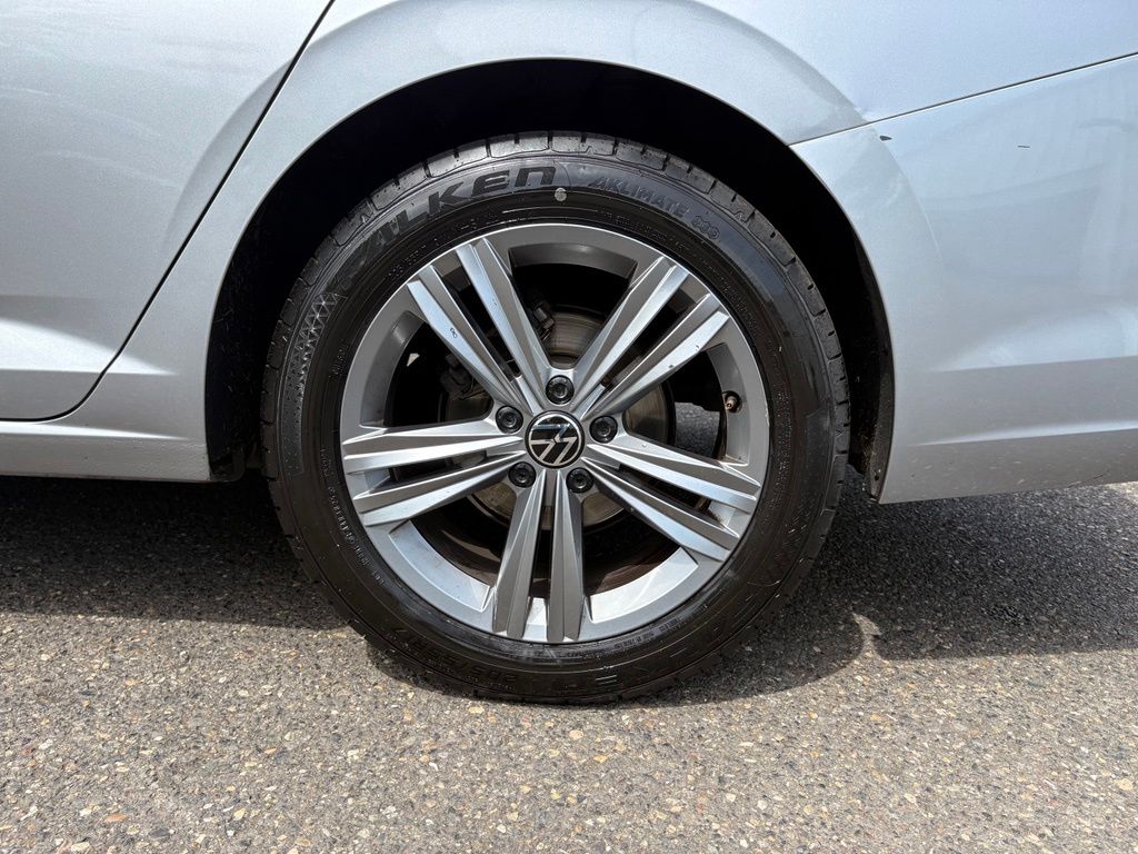 2024 Volkswagen Jetta 1.5T SE