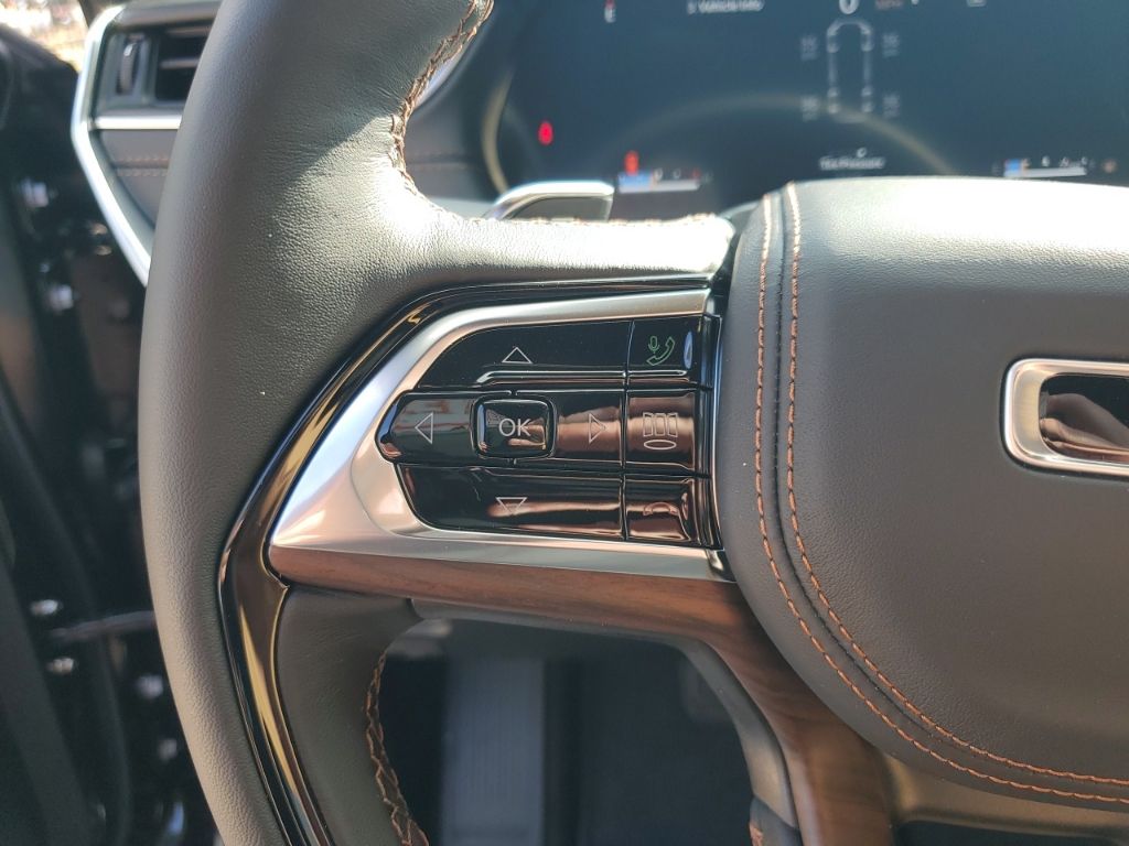 New Car 2025 Jeep Grand Cherokee L  Summit For Sale Under $70,000 In Austin, Texas