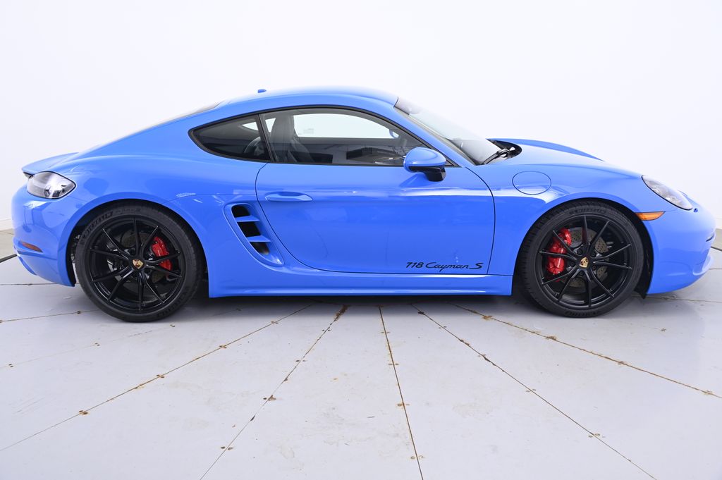 Thumbnail: 2025 Porsche 718 Cayman - 8