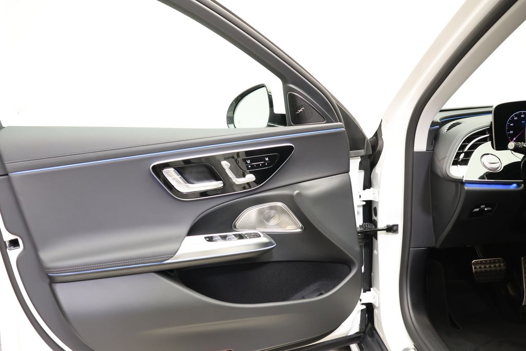 Thumbnail: 2027 Mercedes-Benz E-Class - 30