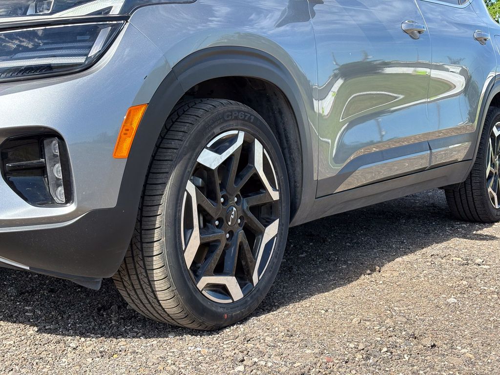 2024 Kia Seltos SX - 8