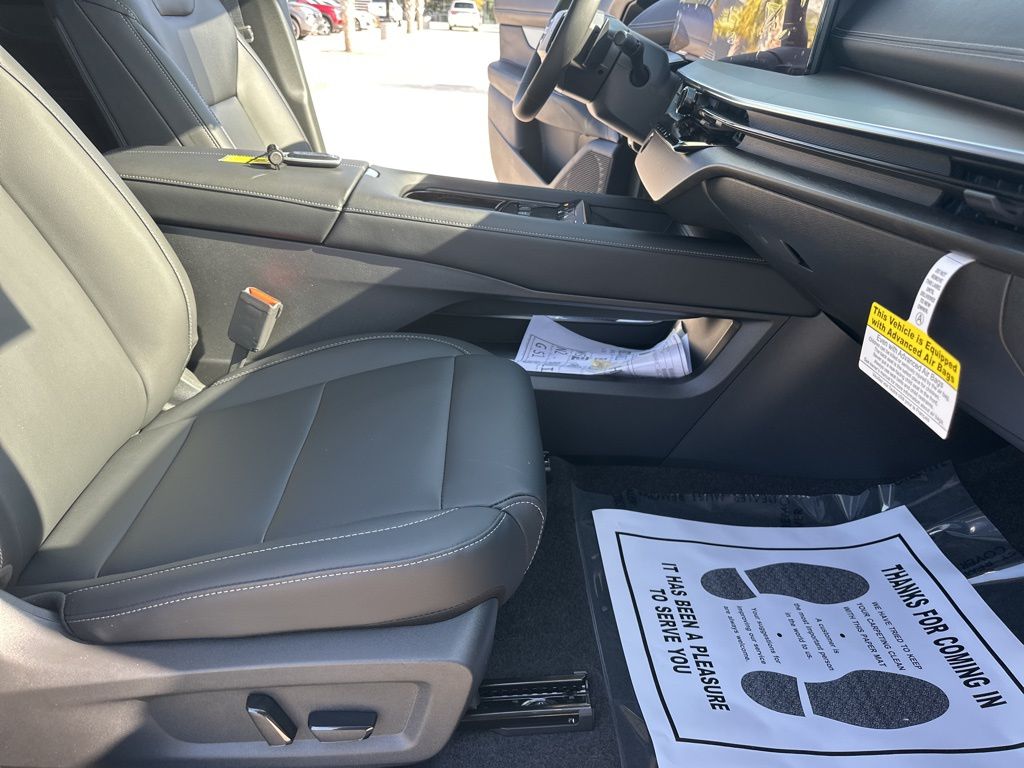 2025 Gun Metallic Nissan Murano SL AWD SUV