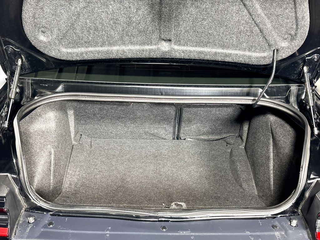 2015 Dodge Challenger SRT Hellcat