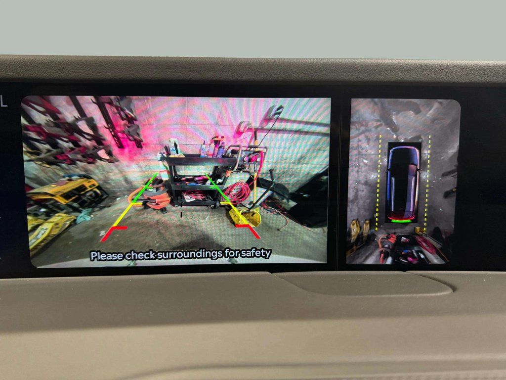 Certified Used 2024 White Platinum Metallic Tri-Coat Lincoln Reserve image 15