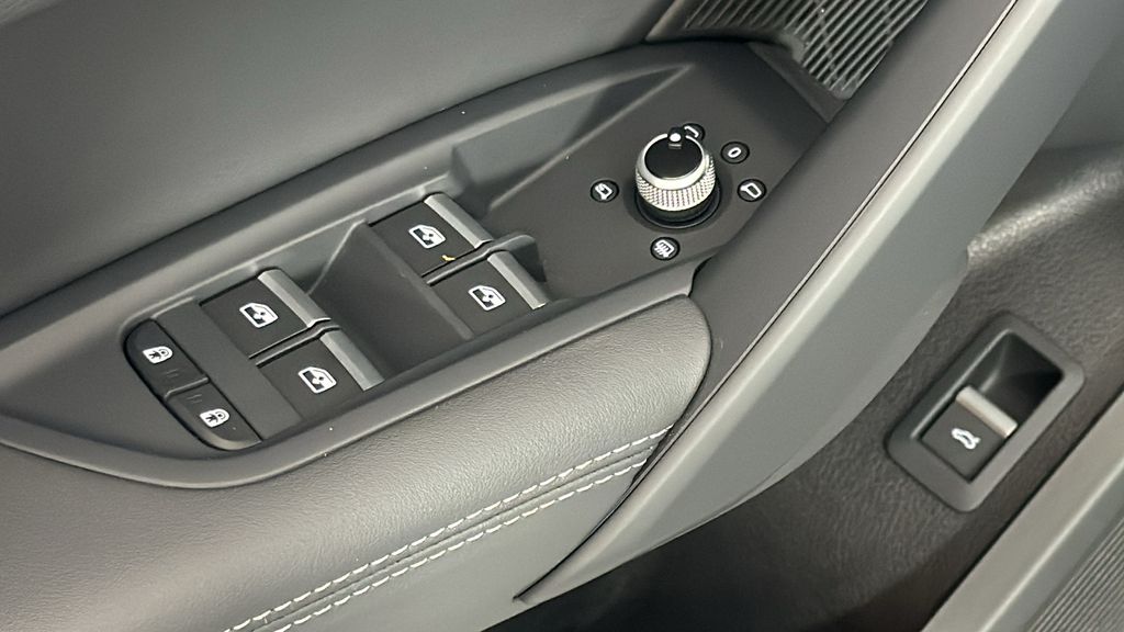 2025 Audi Q5  29