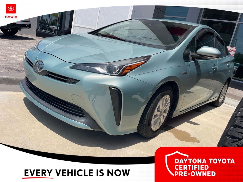 2021 Toyota Prius LE - Photo 8