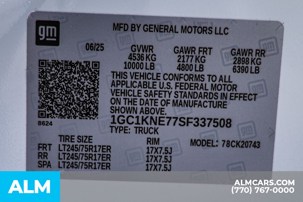 Used 2025 White Chevrolet LT image 56