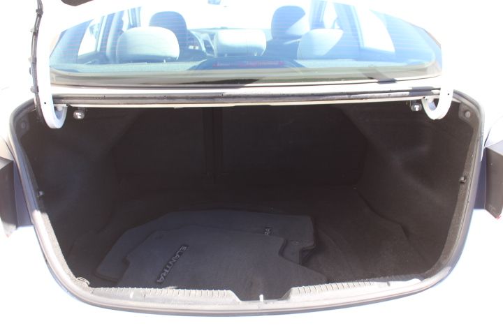 Used Car 2016 Hyundai Elantra  Se For Sale Under $10,000 In Georgetown, Texas