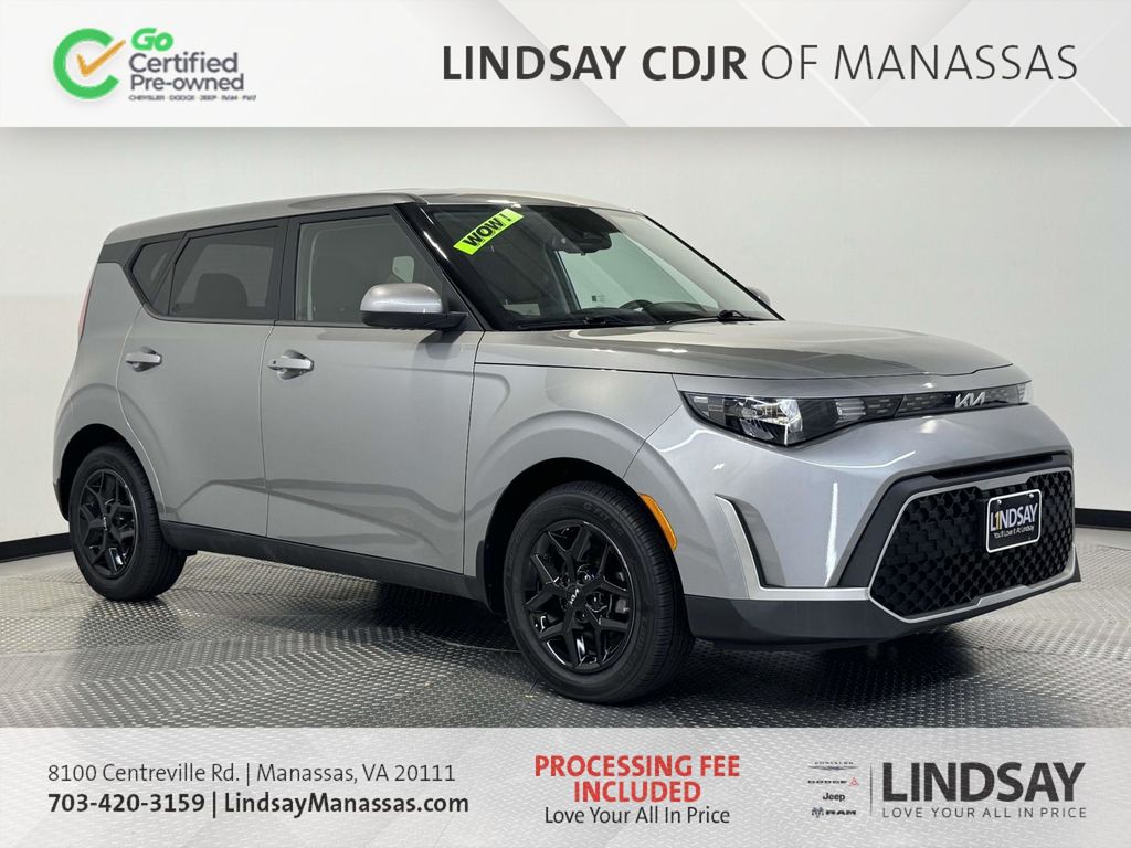Steel Gray 2023 Kia Soul SUV / Crossover Front-Wheel Drive Continuously Variable Transmission