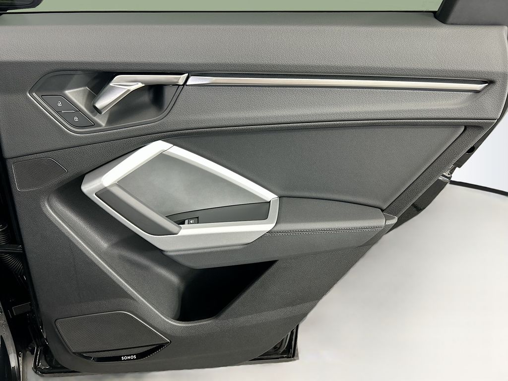 Thumbnail: 2025 Audi Q3 - 25