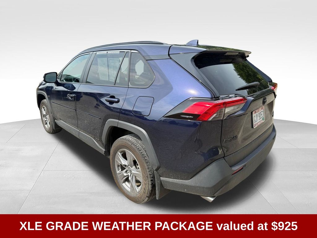 2023 Toyota RAV4 Hybrid XLE - Image 4