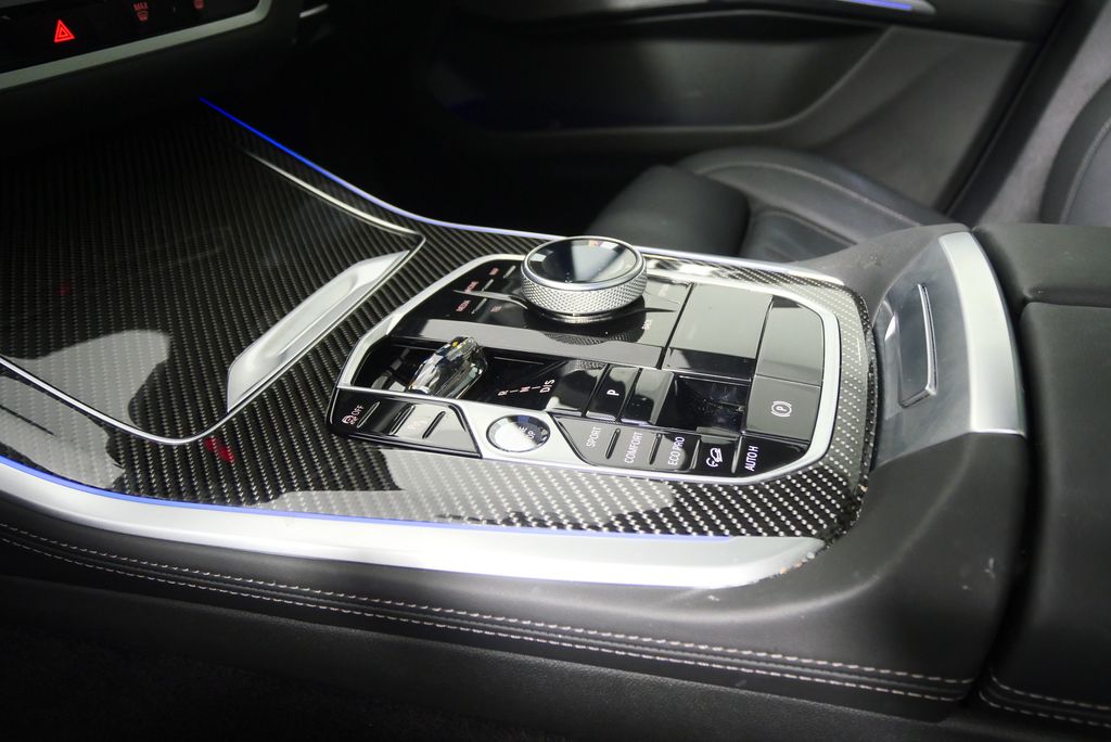 2024 BMW X5 M60i 26