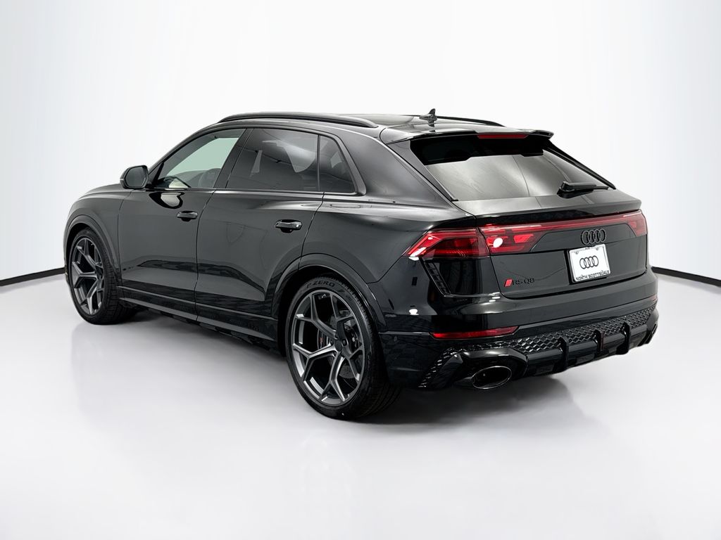 Thumbnail: 2026 Audi RS Q8 - 7
