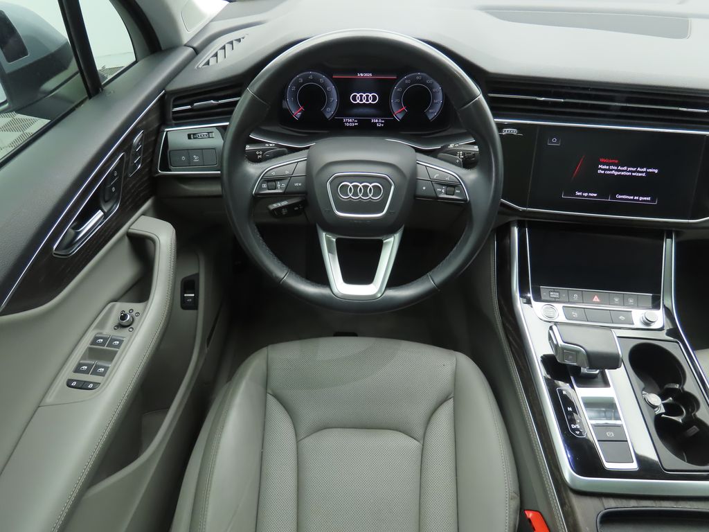 2021 Audi Q7 Premium Plus 10