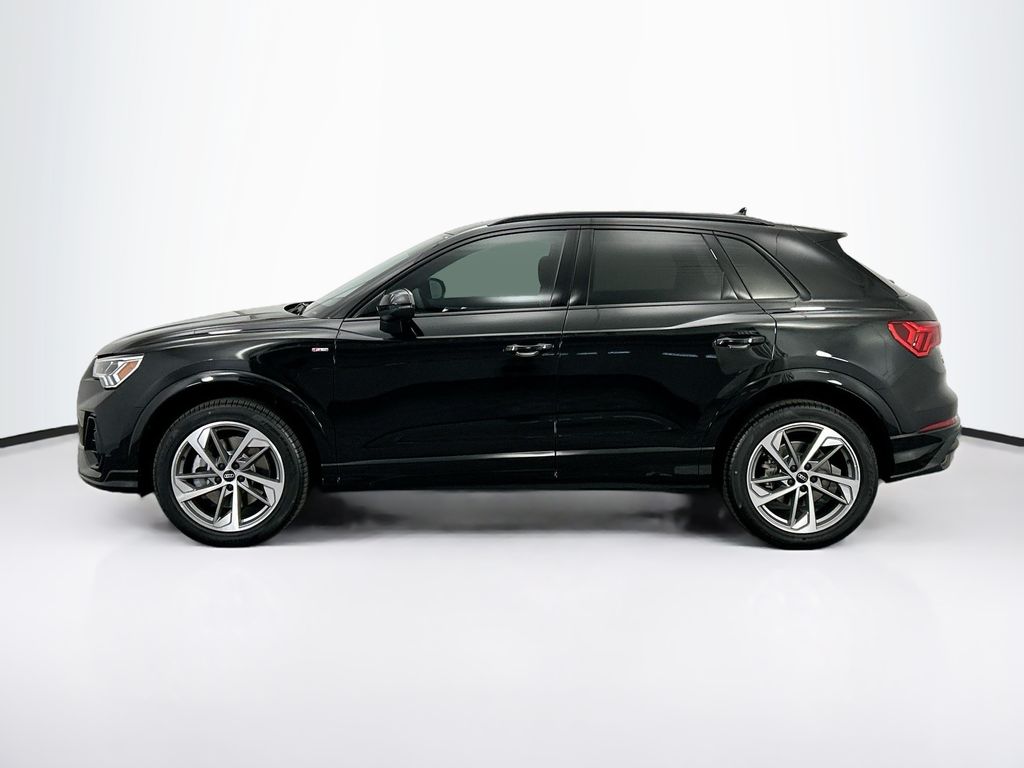 Thumbnail: 2025 Audi Q3 - 8