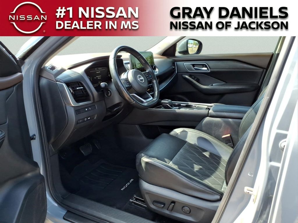 Used 2023 Nissan Rogue SUV
