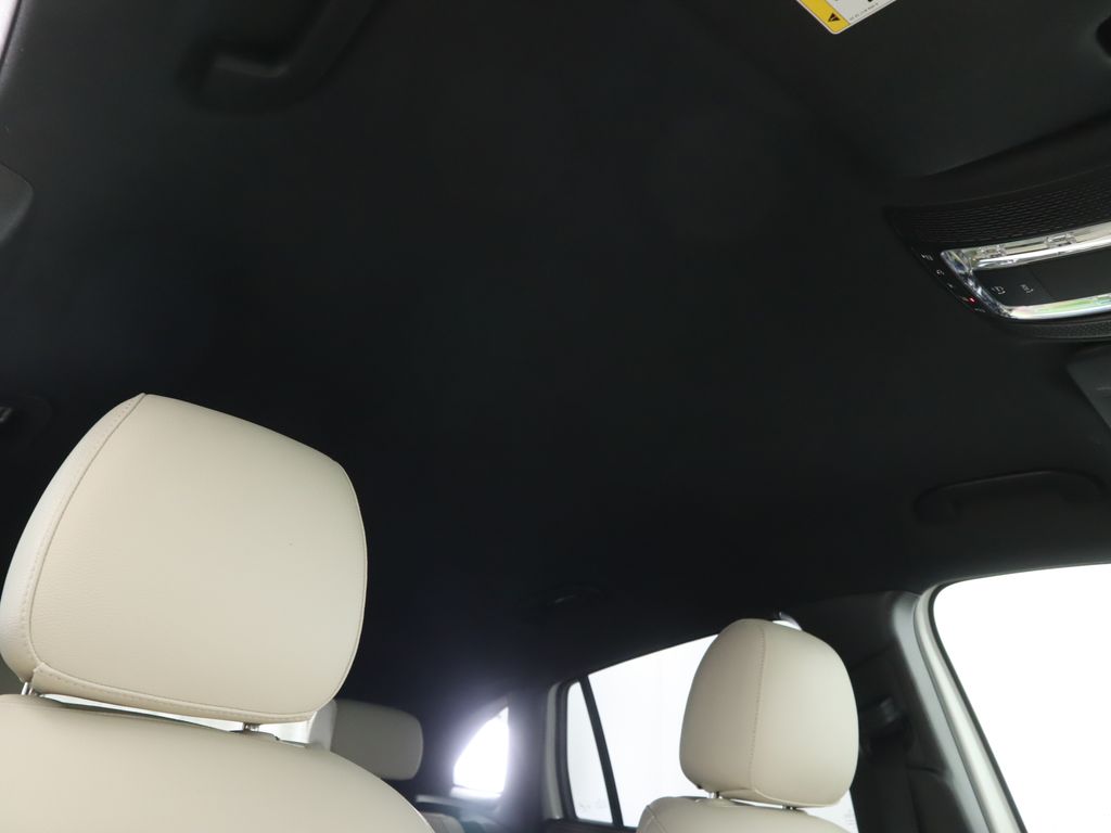 Thumbnail: 2022 Mercedes-Benz GLA - 18