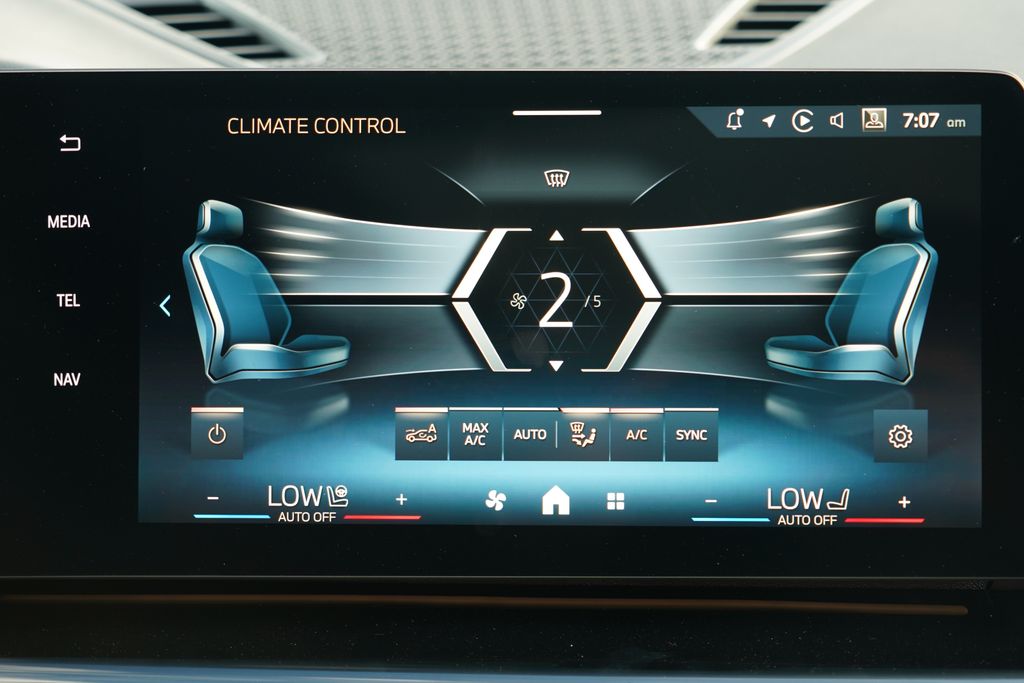 Thumbnail: 2027 BMW X1 - 28