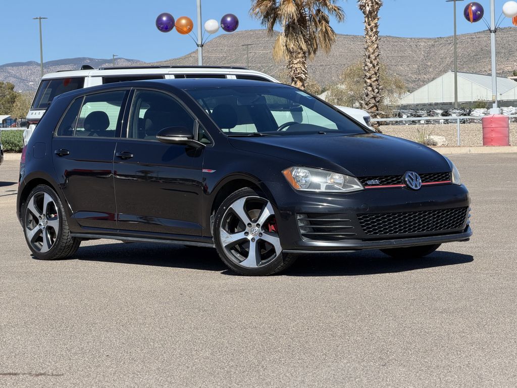 2017 Volkswagen Golf GTI 2.0T S 4-Door FWD