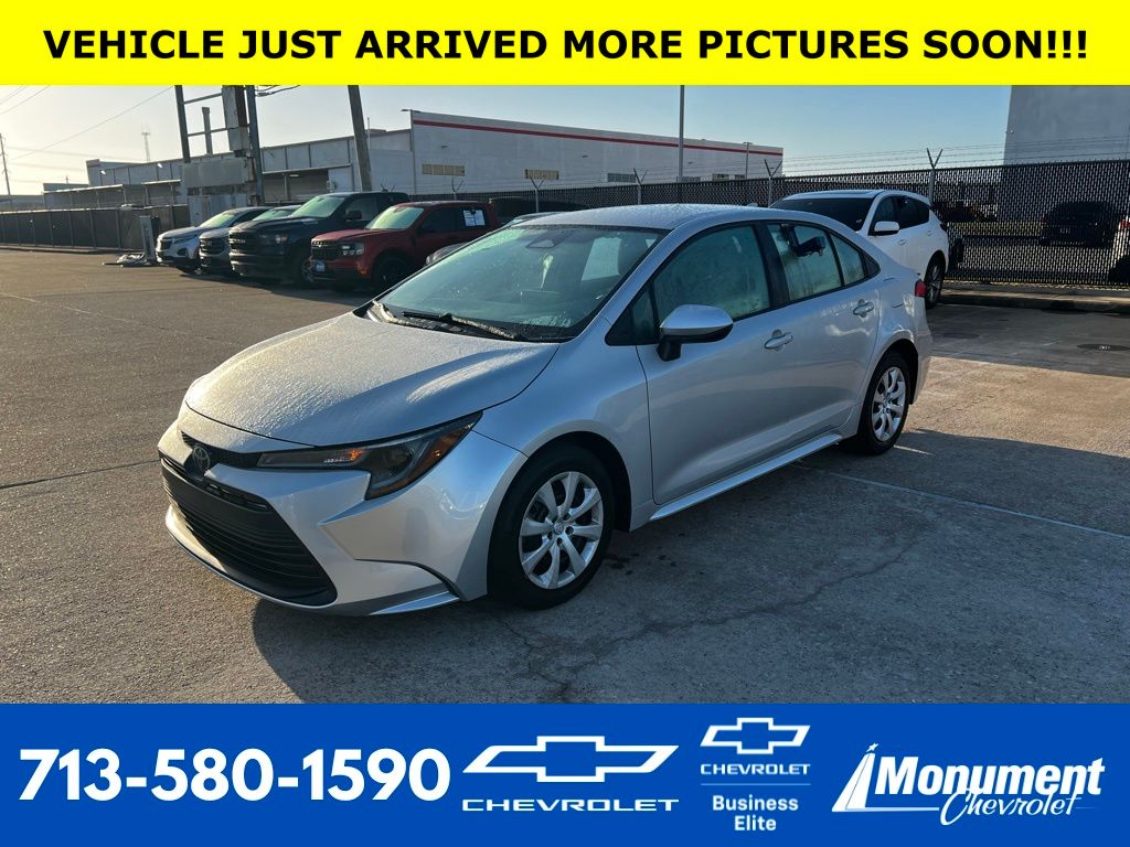 2024 Toyota Corolla LE FWD