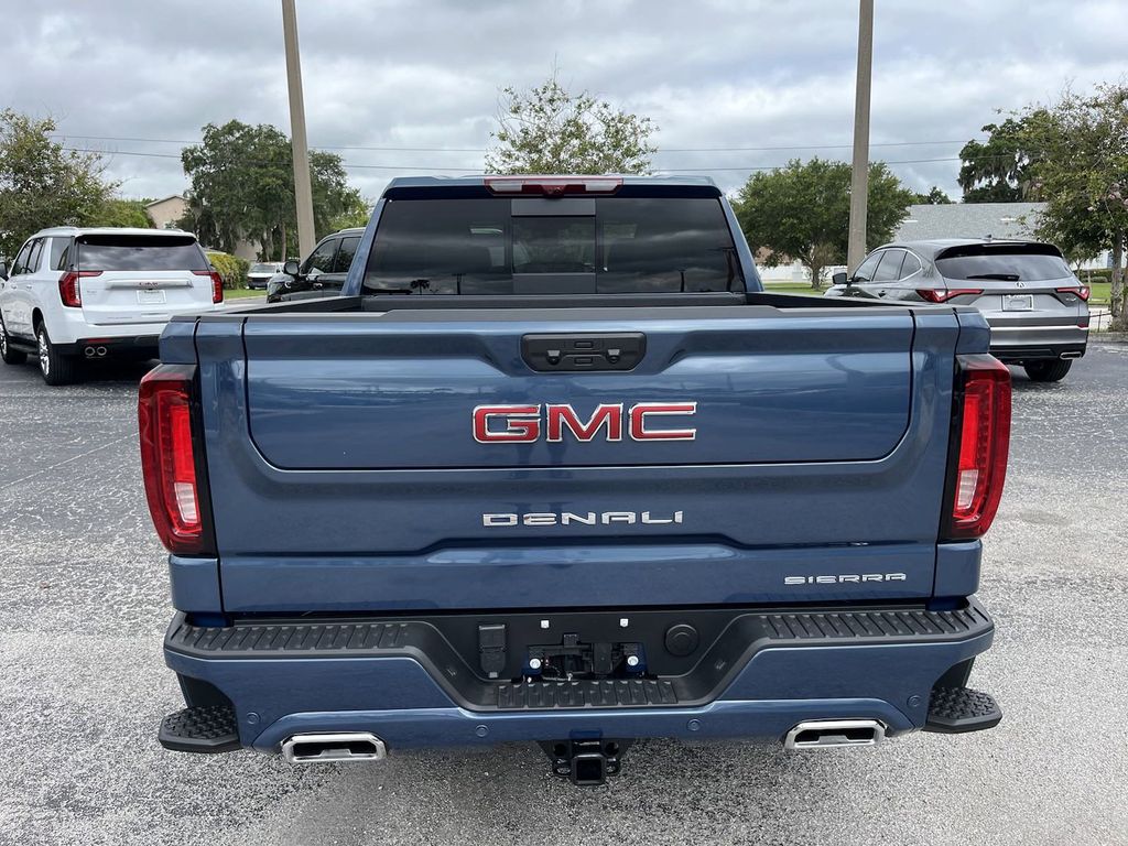 2024 GMC Sierra 1500 Denali 3