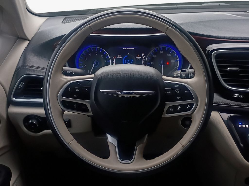 Used Car 2017 Chrysler Pacifica  Limited For Sale Under $12,000 In Austin, Texas