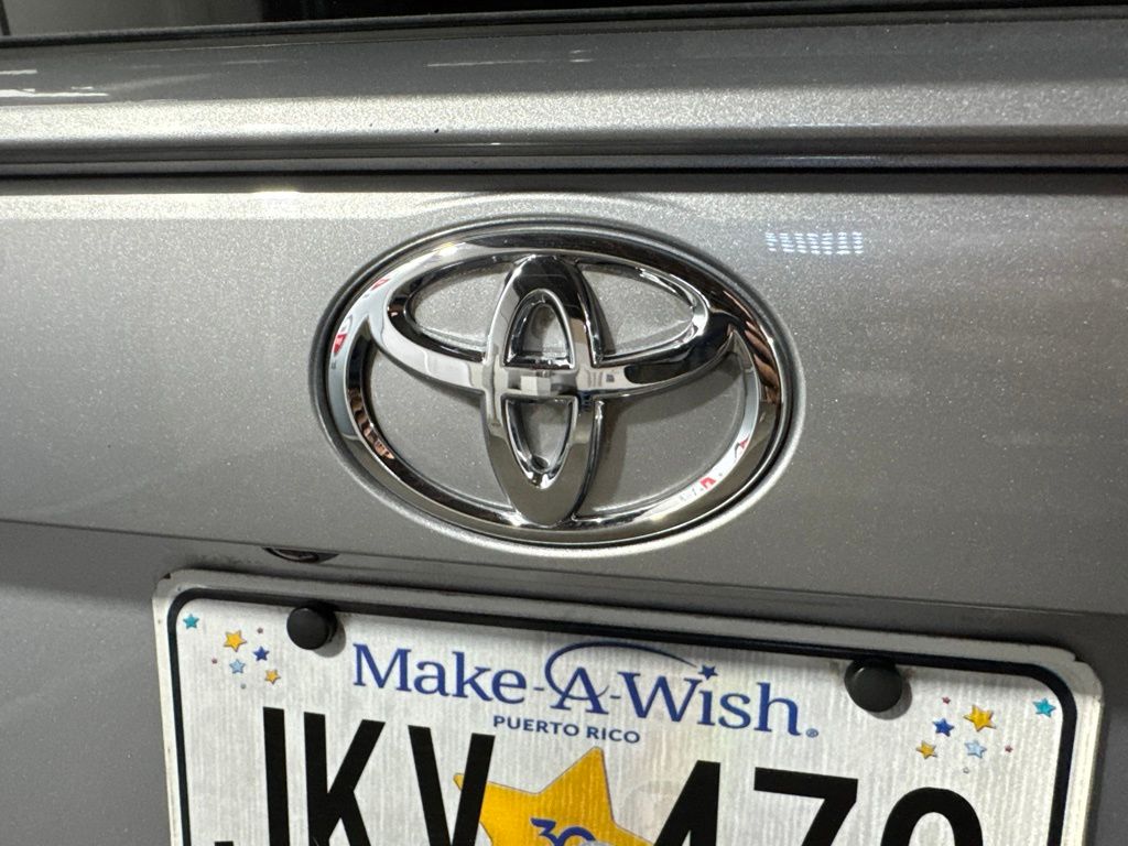 Thumbnail: 2019 Toyota RAV4 - 22