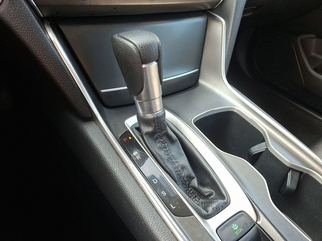 2020 Honda Accord LX 14