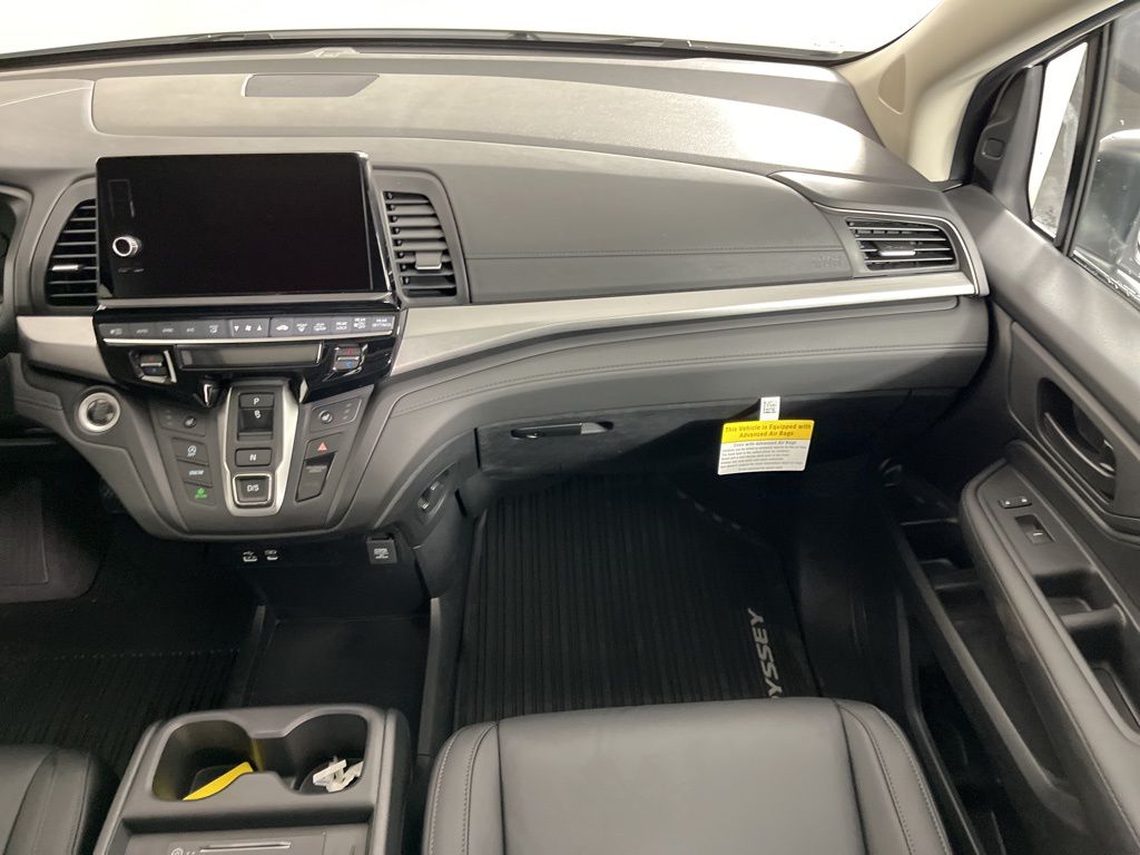 Thumbnail: 2026 Honda Odyssey - 16